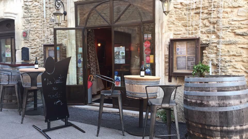 Le Vieux Bistrot Hotel Cabrieres-d'Avignon Bagian luar foto