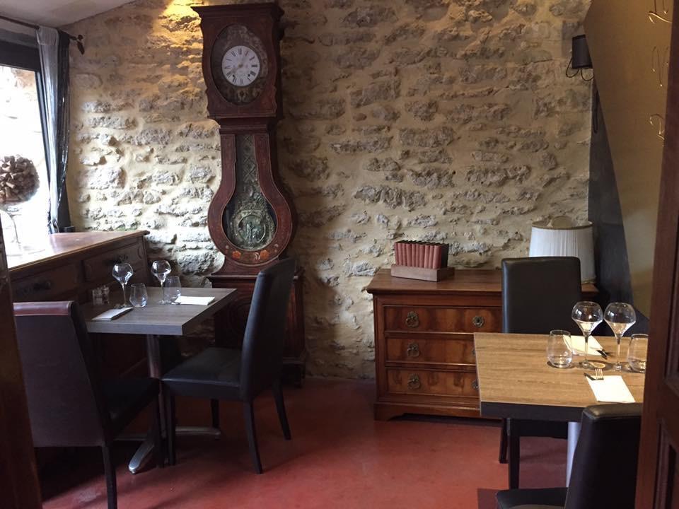 Le Vieux Bistrot Hotel Cabrieres-d'Avignon Bagian luar foto