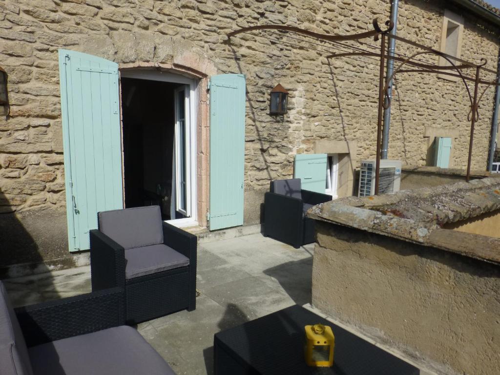 Le Vieux Bistrot Hotel Cabrieres-d'Avignon Ruang foto
